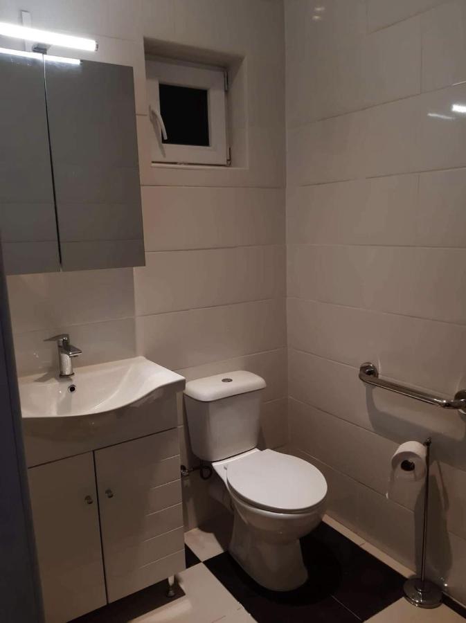 The Pervoli Studio - Pool - Close To Beach Larnaca Exteriör bild